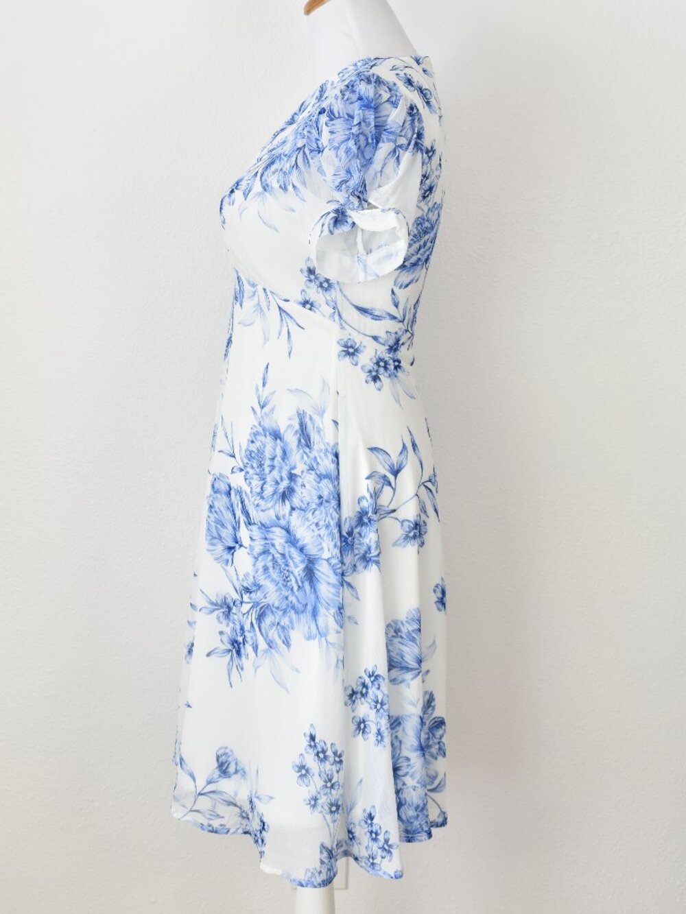 Calvin Klein Floral Chiffon A-Line Dress - 2 - Picture 7 of 11